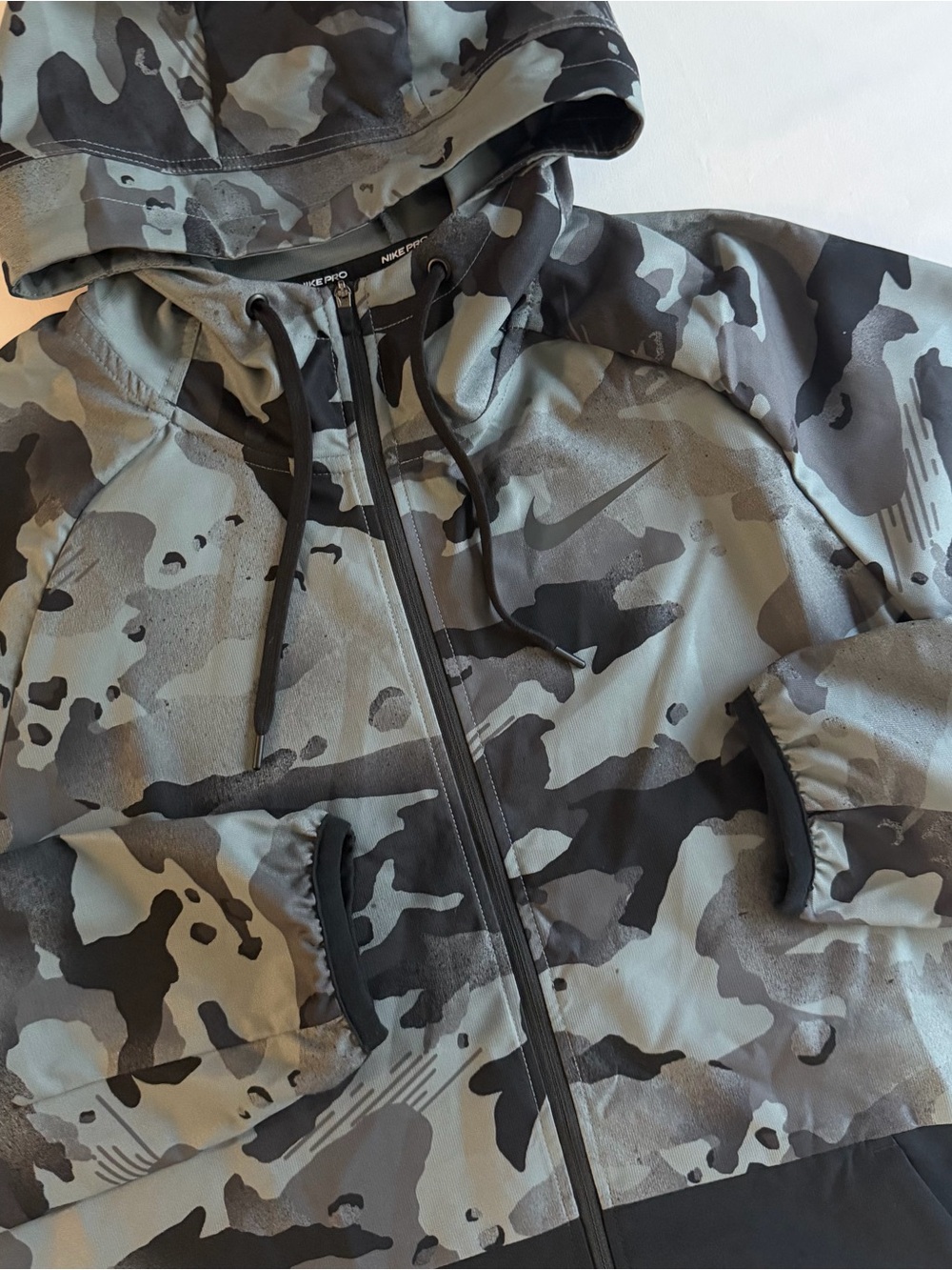 Nike Pro Camo Jacket Men MED Lightweight Gym Running Full Zip